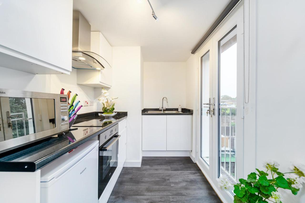 Twickenham Apartments By Charles Teddington Exterior foto